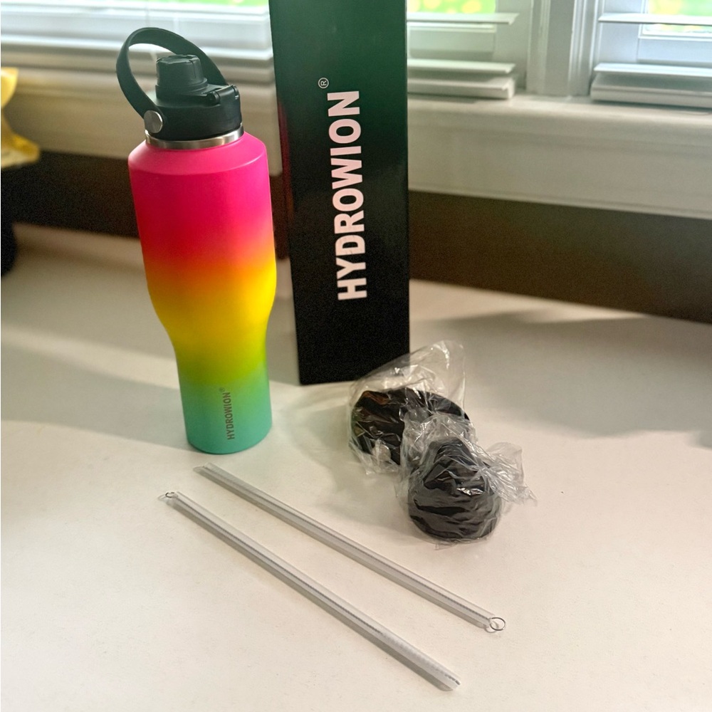 Hydrowion 40oz Insulated Water‎ Bottle, Three Lids, Straws with Straw Brushes